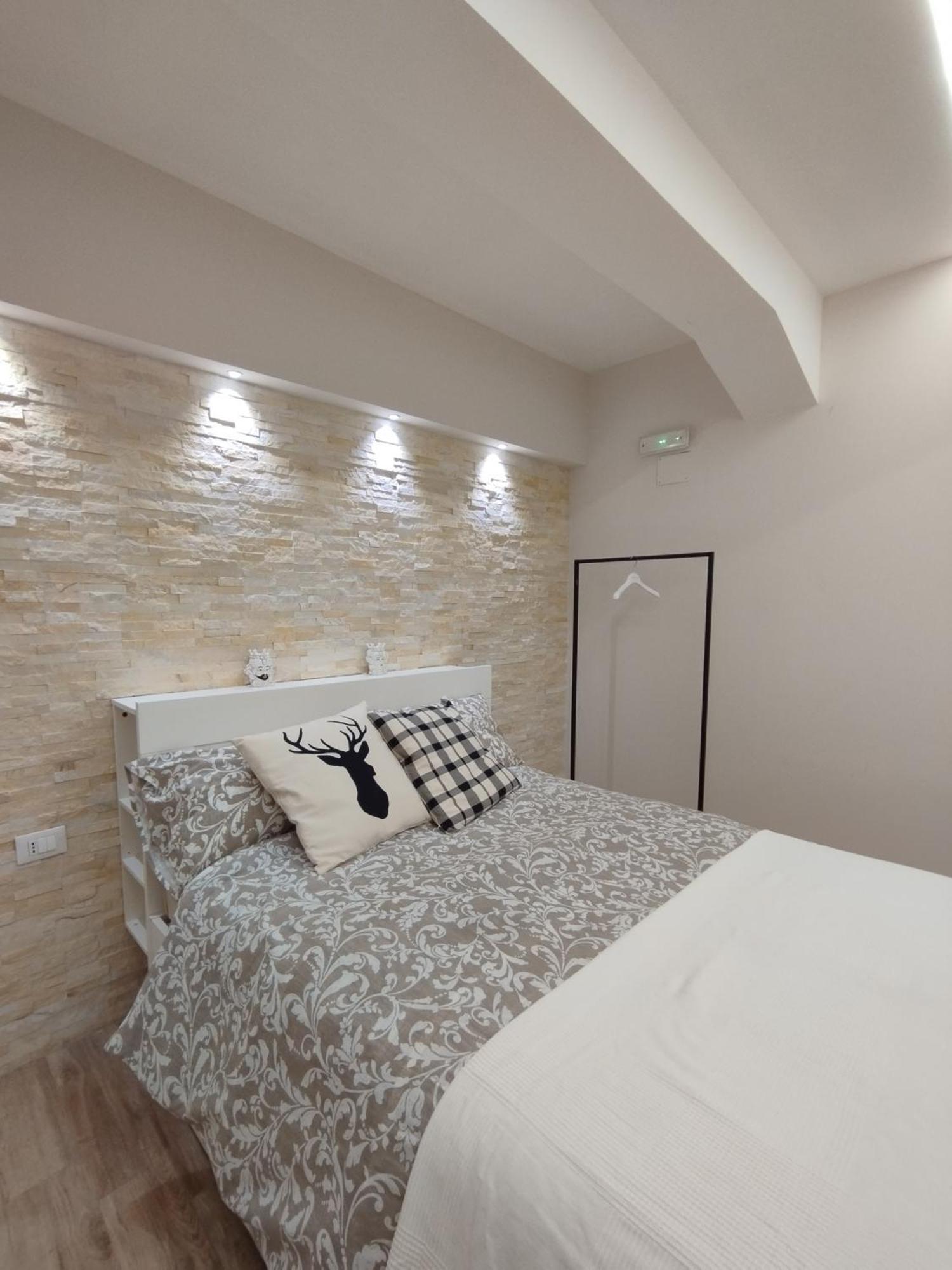 La Casa Nel Cortile Apartment Катания Екстериор снимка